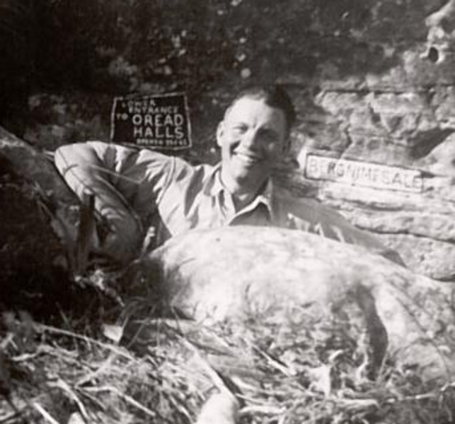 Oread Halls Leslie van Blerk 19420318 1[pgs]